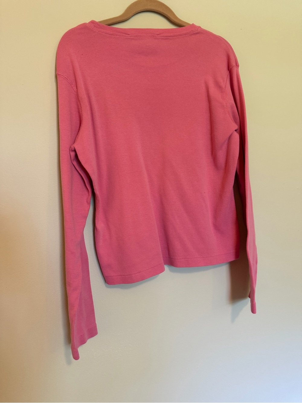 Vintage Ralph Lauren Women’s Bright Pink Long Sleeve Crewneck with Green Pony - Picture 5 of 5